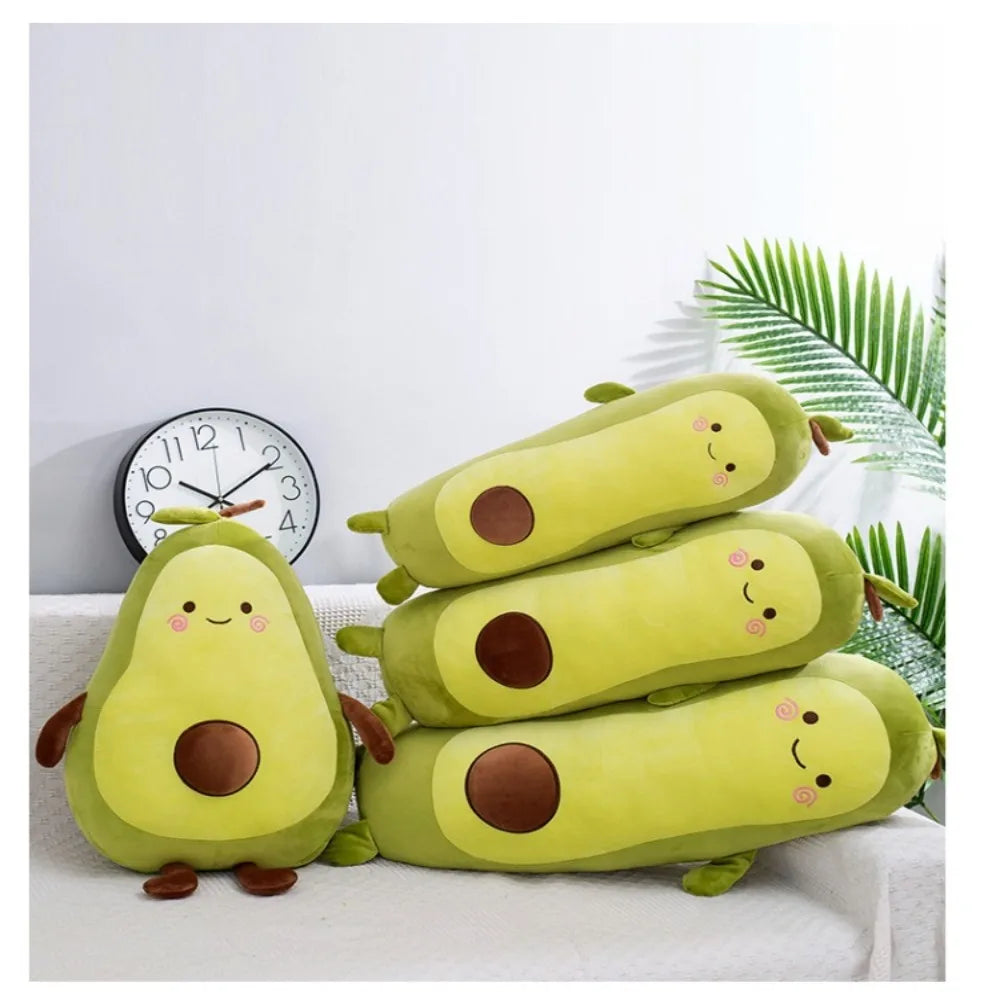 Aguacates de peluche apilados