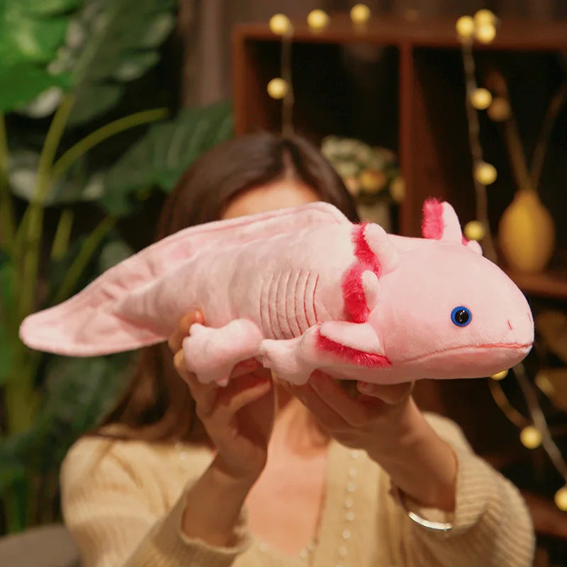 Ajolote de peluche rosa de 45 cm sujetado en alto