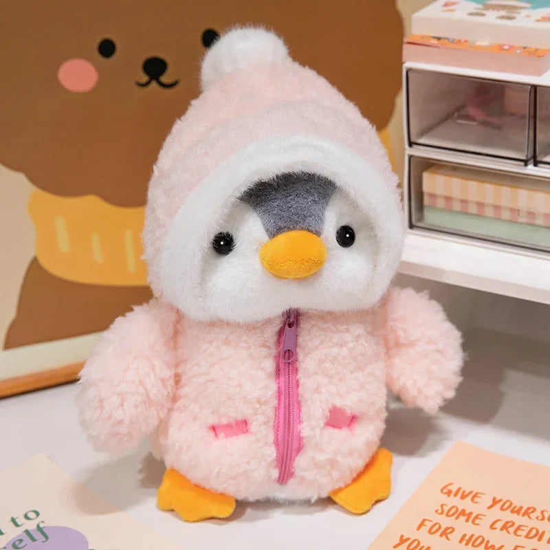 Pingüino de Peluche con Abrigo · Rosa