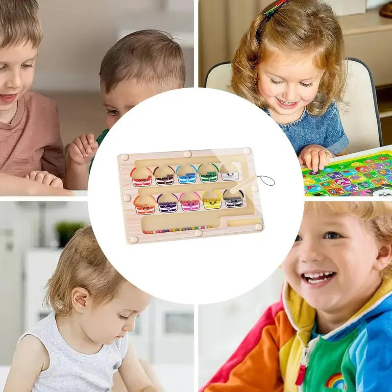 Niños jugando con el laberinto de colores